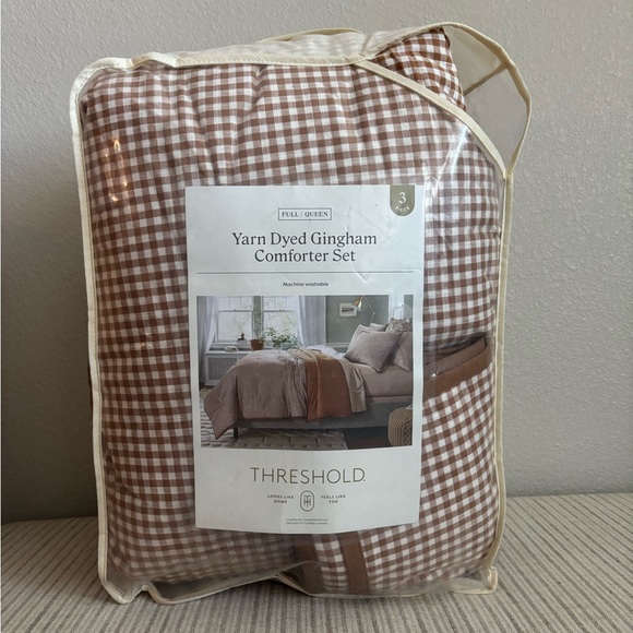 NWT Full/Queen Mini Gingham Comforter and Sham Set Camel - Threshold - Picture 1 of 6